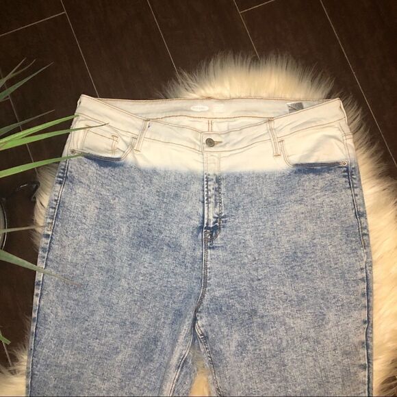 Old Navy High-waisted Dip-dye denim sz 18 - Picture 3 of 10